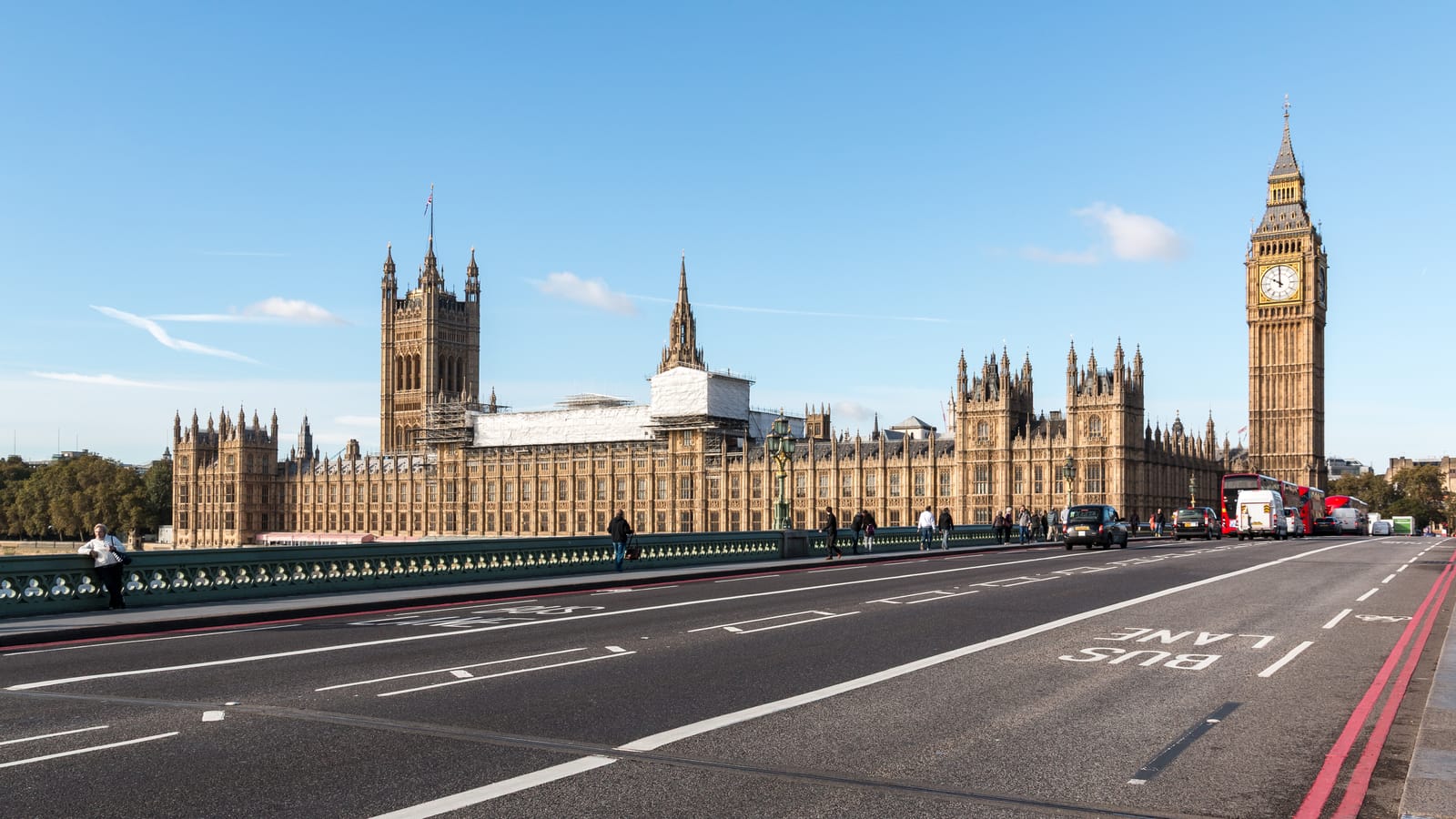 The Palace of Westminster and Westminster Bridge from the east bank of the Thames.
